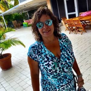 Meet your Posher, Lucy